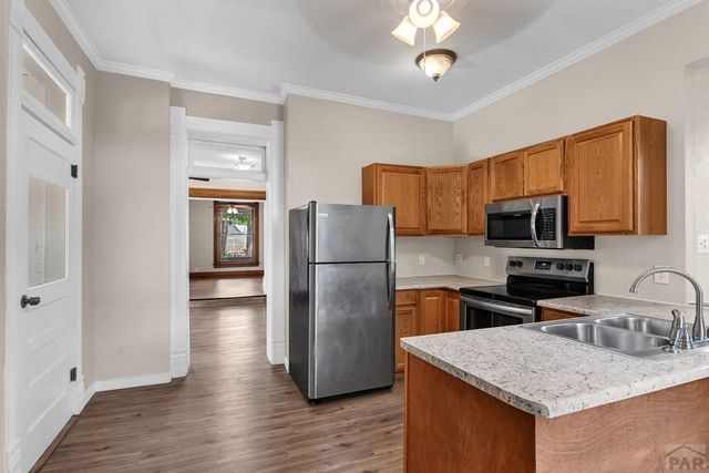 937 Palmer Ave, Pueblo, CO 81004