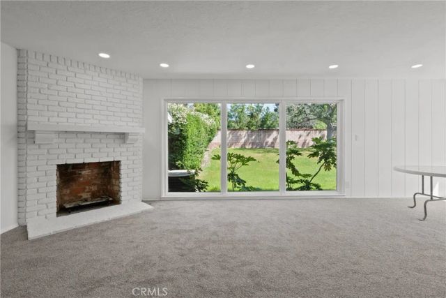 12823 Delano, North Hollywood, CA 91606
