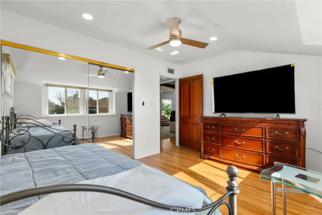 12823 Delano, North Hollywood, CA 91606