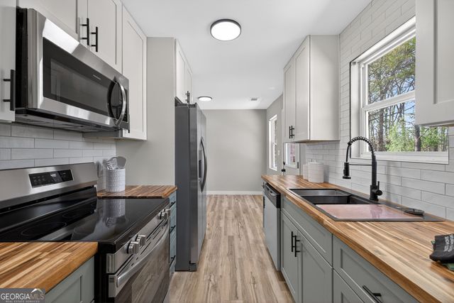 149 Bonnies Way, Jenkinsburg, GA 30234