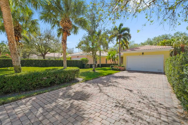 127 Sardinia Circle, Jupiter, FL 33458