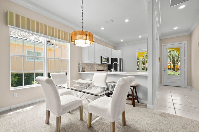 127 Sardinia Circle, Jupiter, FL 33458