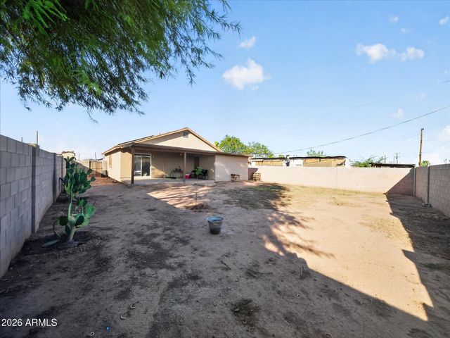 1725 E PUEBLO Avenue, Phoenix, AZ 85040