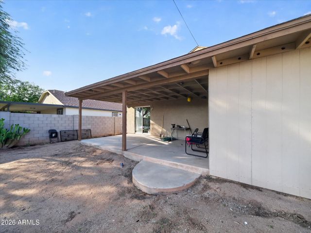 1725 E PUEBLO Avenue, Phoenix, AZ 85040