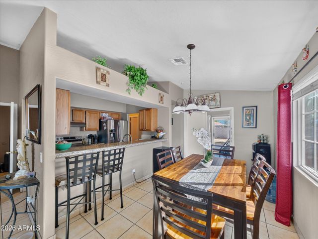 1725 E PUEBLO Avenue, Phoenix, AZ 85040