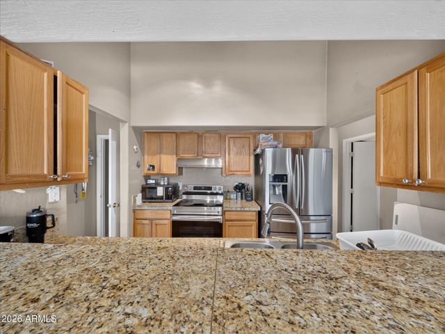 1725 E PUEBLO Avenue, Phoenix, AZ 85040
