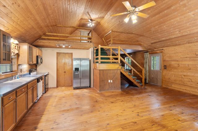 229 County Road 4554, Winnsboro, TX 75494