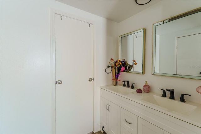 6621 BANDURA AVENUE, New Port Richey, FL 34653