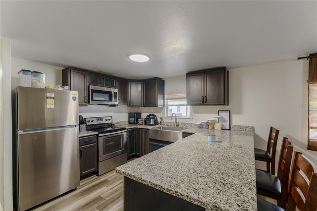 6621 BANDURA AVENUE, New Port Richey, FL 34653