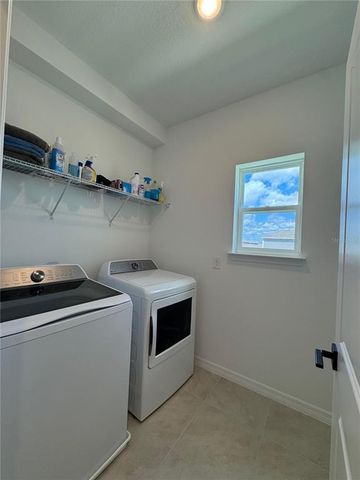15208 BLUE PEACOCK LANE, Winter Garden, FL 34787