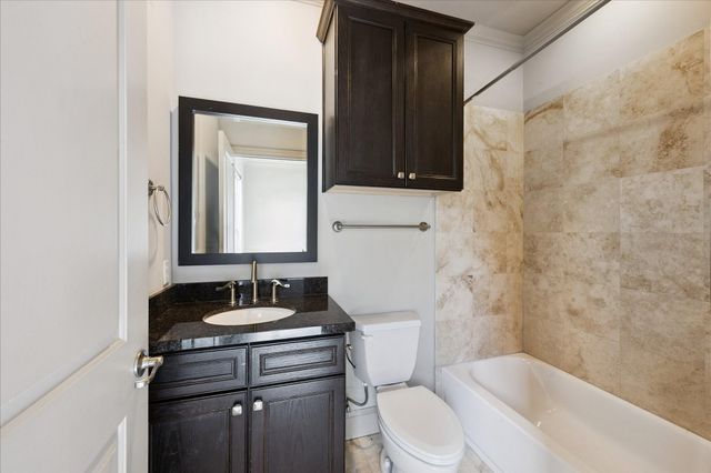 4004 Feagan Street A, Houston, TX 77007
