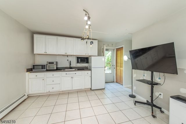 188 Old Howard Blvd, Roxbury Twp., NJ 07856