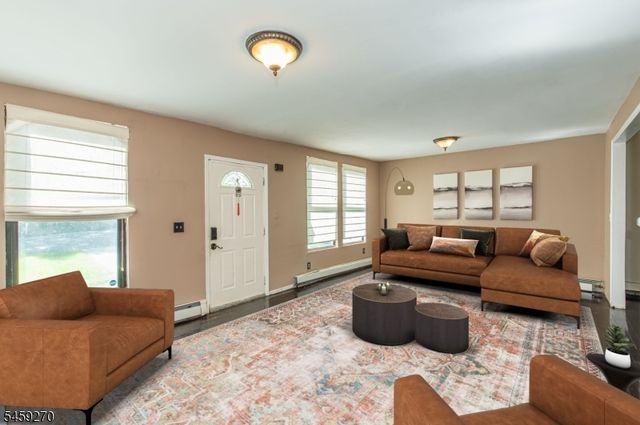 188 Old Howard Blvd, Roxbury Twp., NJ 07856