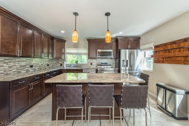 188 Old Howard Blvd, Roxbury Twp., NJ 07856