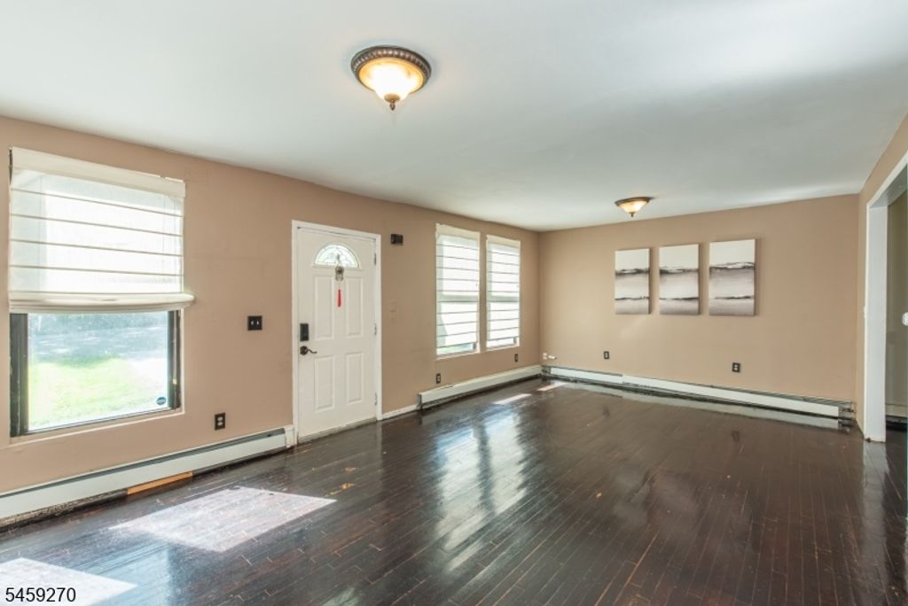 188 Old Howard Blvd, Roxbury Twp., NJ 07856 — photo 2