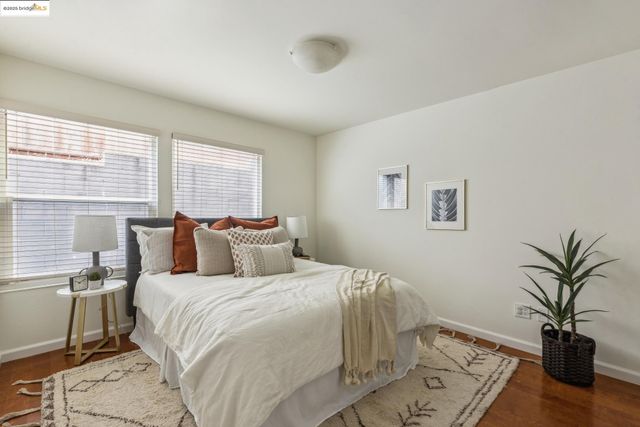 22 Moss Ave 107, Oakland, CA 94610