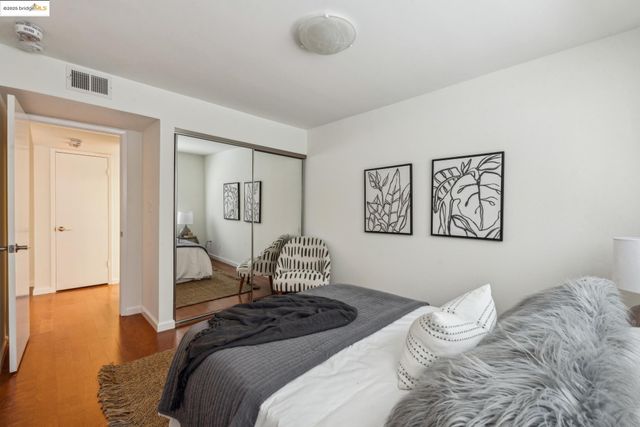 22 Moss Ave 107, Oakland, CA 94610