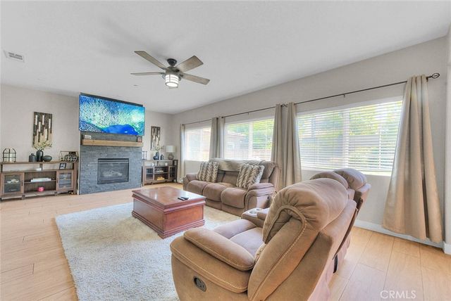 40989 Bankhall, Lake Elsinore, CA 92532
