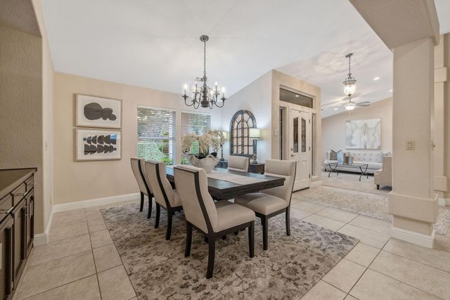 2014 S Tommy Court, Visalia, CA 93277