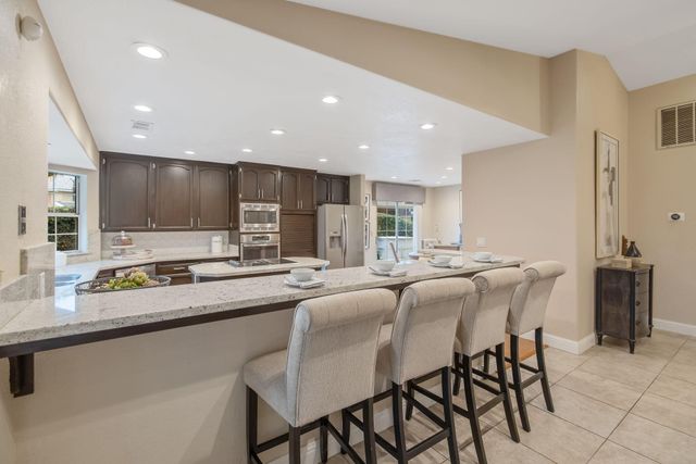 2014 S Tommy Court, Visalia, CA 93277