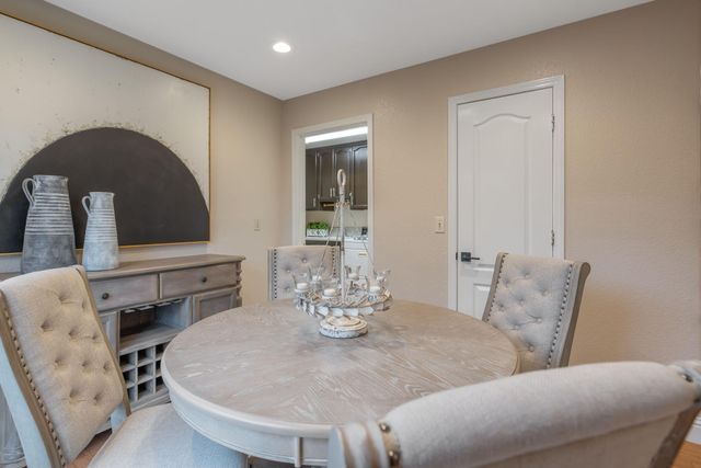 2014 S Tommy Court, Visalia, CA 93277