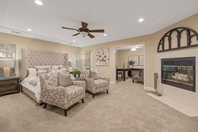 2014 S Tommy Court, Visalia, CA 93277