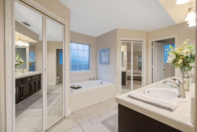 2014 S Tommy Court, Visalia, CA 93277