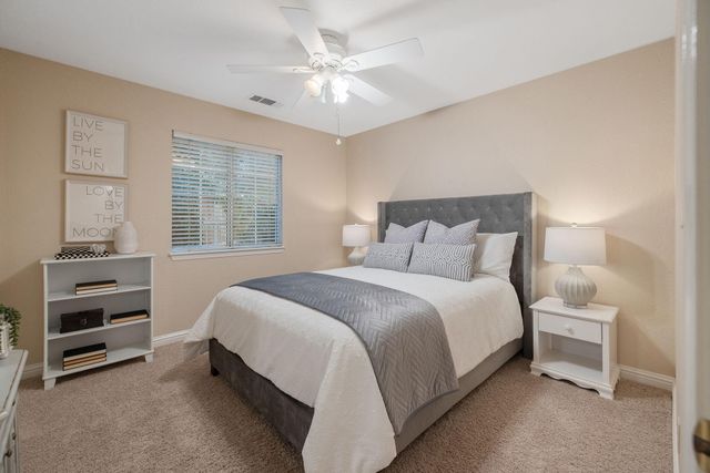 2014 S Tommy Court, Visalia, CA 93277