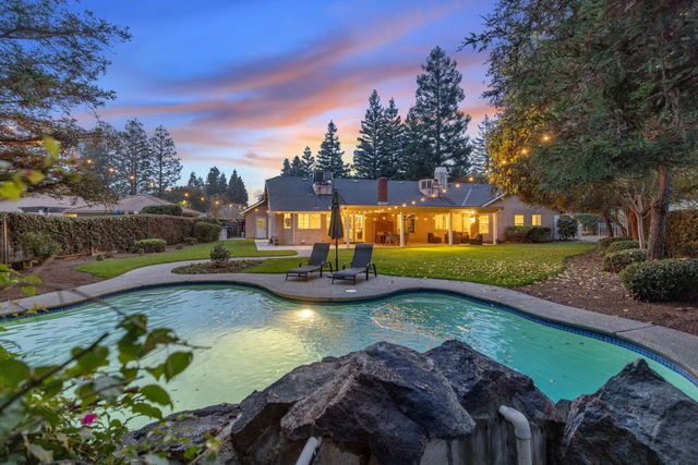 2014 S Tommy Court, Visalia, CA 93277