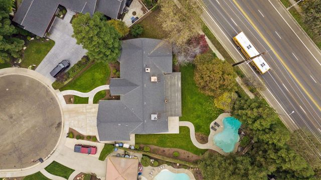 2014 S Tommy Court, Visalia, CA 93277