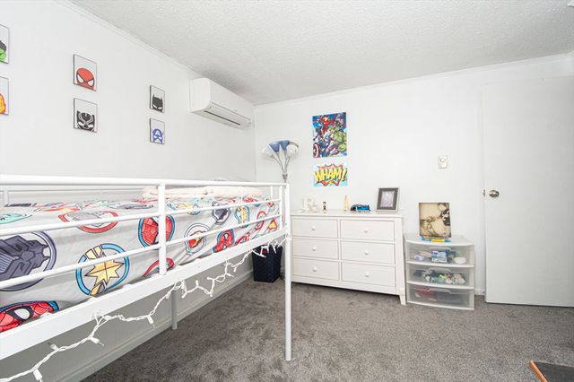 270 Sunderland Rd 73, Worcester, MA 01604