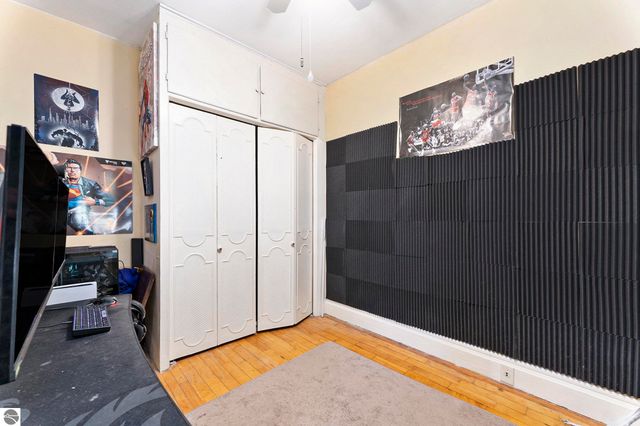 209 S Carmel Street, Cadillac, MI 49601