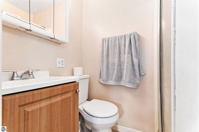 209 S Carmel Street, Cadillac, MI 49601