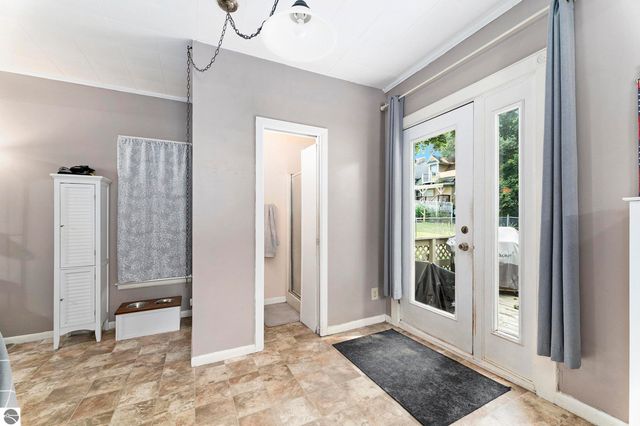 209 S Carmel Street, Cadillac, MI 49601