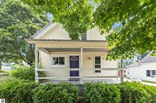 209 S Carmel Street, Cadillac, MI 49601