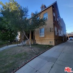 150 S Kenmore Avenue 150 1/2, Los Angeles, CA 90004