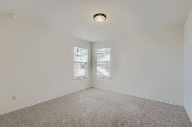 140 Outlaw DR, Jarrell, TX 76537