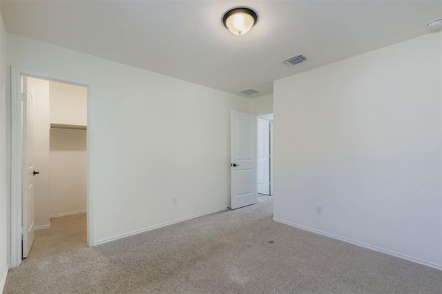 140 Outlaw DR, Jarrell, TX 76537