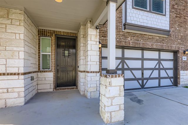 140 Outlaw DR, Jarrell, TX 76537