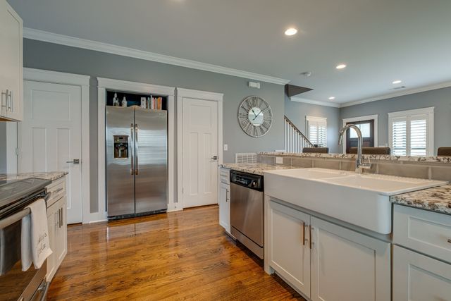 214 Copley Ln, Nashville, TN 37204