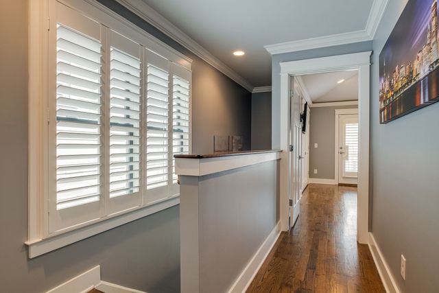 214 Copley Ln, Nashville, TN 37204