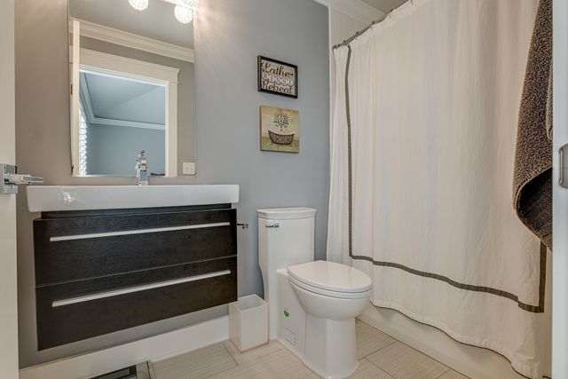 214 Copley Ln, Nashville, TN 37204