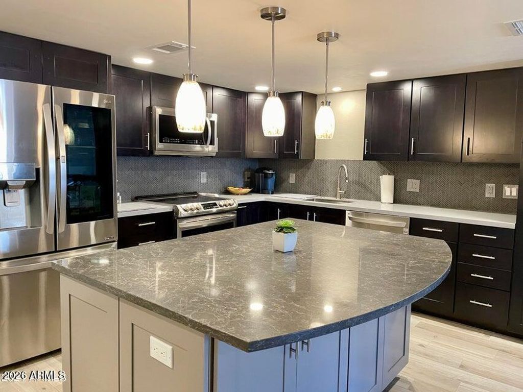 7920 E CAMELBACK Road 203, Scottsdale, AZ 85251 — photo 3
