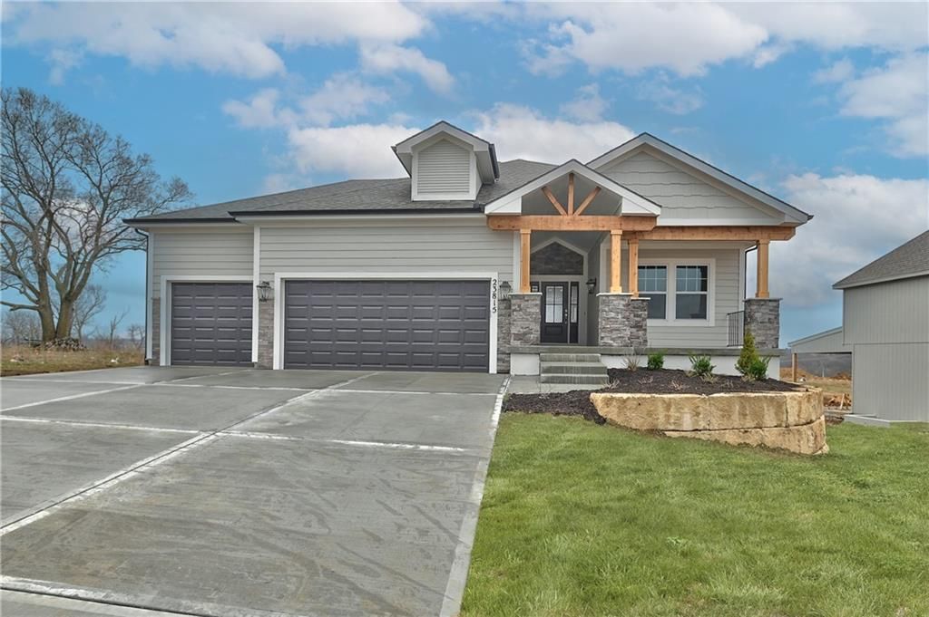 6024 Arapahoe Street, Shawnee, KS 66226