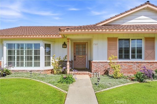 759 S Rosalind, Orange, CA 92869