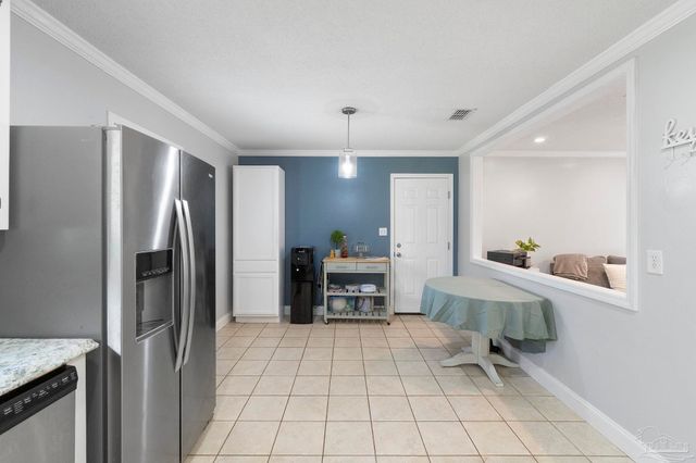 735 Gonzalez Park Dr, Cantonment, FL 32533