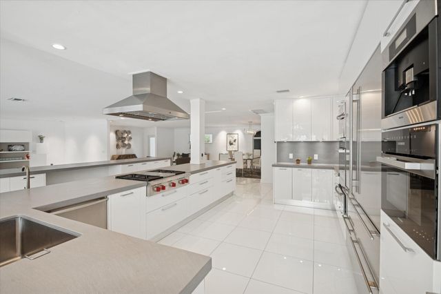 2540 Mercedes Drive, Fort Lauderdale, FL 33316