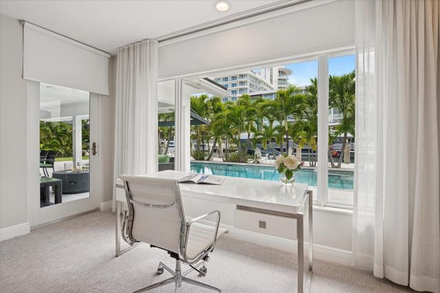 2540 Mercedes Drive, Fort Lauderdale, FL 33316