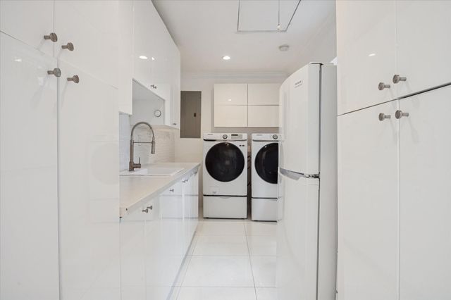 2540 Mercedes Drive, Fort Lauderdale, FL 33316