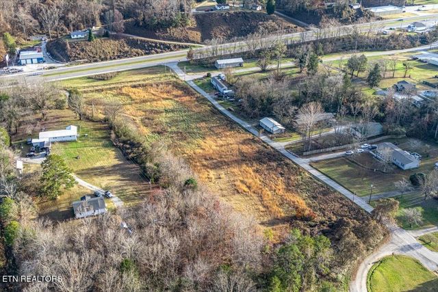 2400 Roane State Hwy, Harriman, TN 37748